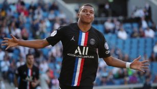 PSG: Kylian Mbappé comunicó que se queda en el club parisino, según medio español