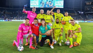 Jugadores de la Liga MX en festejo en el All-star Skillls Challenge