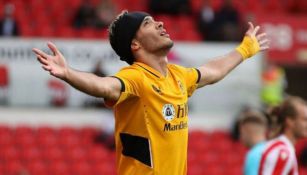 Raúl Jiménez durante un partido con Wolves 