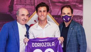 Álvaro Odriozola, en su presentación con la Fiorentina