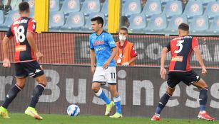 Chucky Lozano en acción con el Napoli frente al Genoa