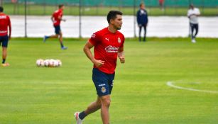 Jesús Molina durante un entrenamiento con Chivas