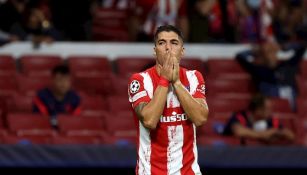 Luis Suárez durante un partido con el Atlético de Madrid