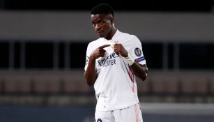 Vinicius Junior celebra con el Real Madrid