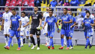 Jugadores de Cruz Azul previo a un partido 