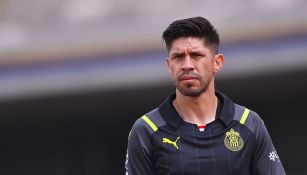 Oribe Peralta en un partido con Chivas