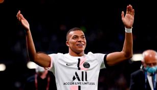 Kylian Mbappé durante un partido con el PSG