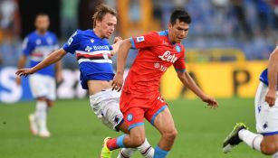 Chucky Lozano durante un partido con Napoli