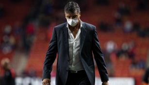 Robert Dante Siboldi durante un partido con Xolos