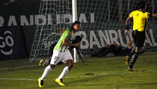 Gullit Peña marcó su primer doblete con Antigua GFC