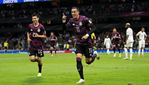 Rogelio Funes Mori en festejo con el Tricolor