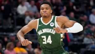 Giannis Antetokounmpo en festejo