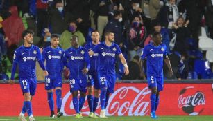 Jugadores del Getafe celebran gol vs el Espanyol