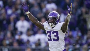 Dalvin Cook festeja una jugada con los Vikings