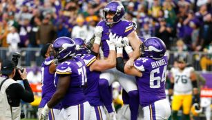 Jugadores de Vikings en festejo