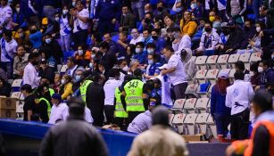 Video: Pleito entre aficionados de Puebla y León, tras la Ida de los Cuartos de Final