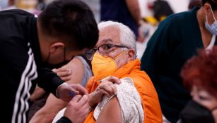 Coronavirus: Arrancó en México vacunación de refuerzo contra covid-19 a adultos mayores