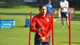 Jesús Godínez durante un entrenamiento con Chivas