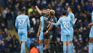 Raúl Jiménez reacciona durante juego contra el Manchester City