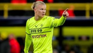 Erling Haaland durante un partido con Borussia Dortmund