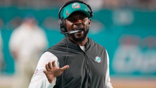 Brian Flores cesado de los Dolphins de Miami