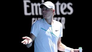 Shapovalov tras derrota ante Nadal: 'No solo juegas contra él, también compites contra el juez árbitro'