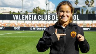 Sofía Álvarez en su presentación oficial con el Valencia Femenil