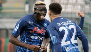 Victor Osimhen festejando gol con el Napoli ante Venecia