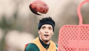 Video: Raúl Jiménez y el Wolverhampton practican con ovoide previo al Super Bowl