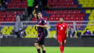 Raúl Jiménez en victoria ante Panamá