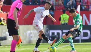 Tecatito Corona con el Sevilla