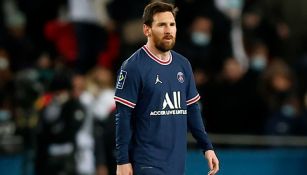 Leo Messi jugando partido con el París Saint-Germain