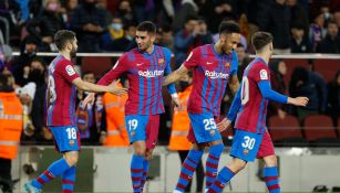 Jugadores del Barcelona celebrando un gol