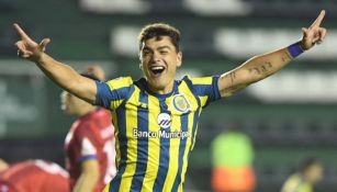 Luca Martínez durante un partido con Rosario Central