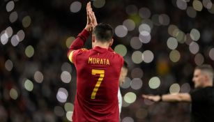 Morata con el gafete de capitán de España 