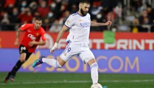 Karim Benzema ha lucido frente al arco