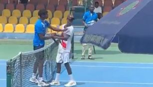 Michael Koume abofetea a Raphael Nii Ankrah tras partido de tenis