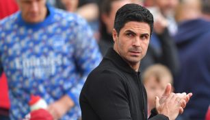 Mikel Arteta durante un partido con el Arsenal