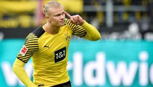 Erling Haaland durante un partido con Borussia Dortmund