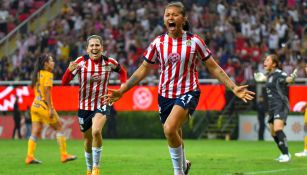 Chivas logró la remontada frente a los Tigres