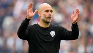 Pep Guardiola reacciona durante partido del City