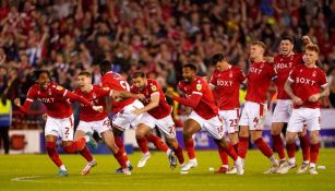  Jugadores de Nottingham Forest celebrando