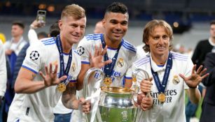 Kroos, Modric y Casemiro tras ganar la Champions League