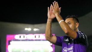 Marco Fabián agradeciendo a la afición de Mazatlan FC