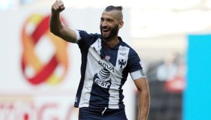 Nico Sánchez celebra con Rayados