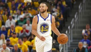 Stephen Curry jugando la Final entre Celtics y Warriors