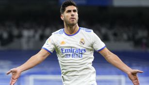 Marco Asensio durante un duelo con Real Madrid