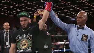 Beterbiev conquistó el cetro Semipesado de la OMB 