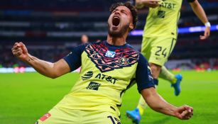 Bruno Valdez celebrando un gol con América