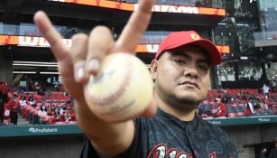 Aczino en el primer lanzamiento de la serie entre Diablos y Tigres